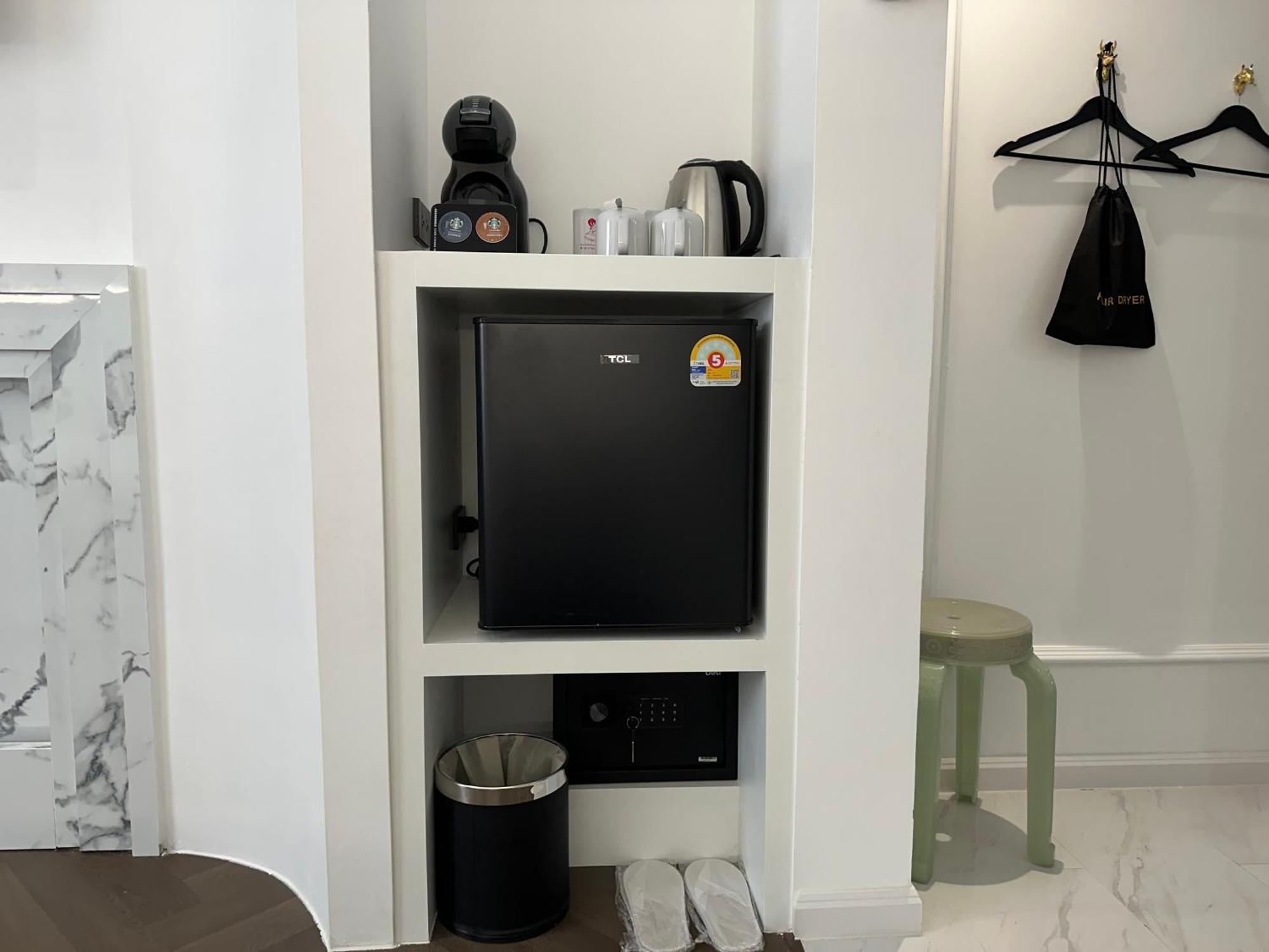 Elizabeth Hotel Μπανγκόκ Εξωτερικό φωτογραφία